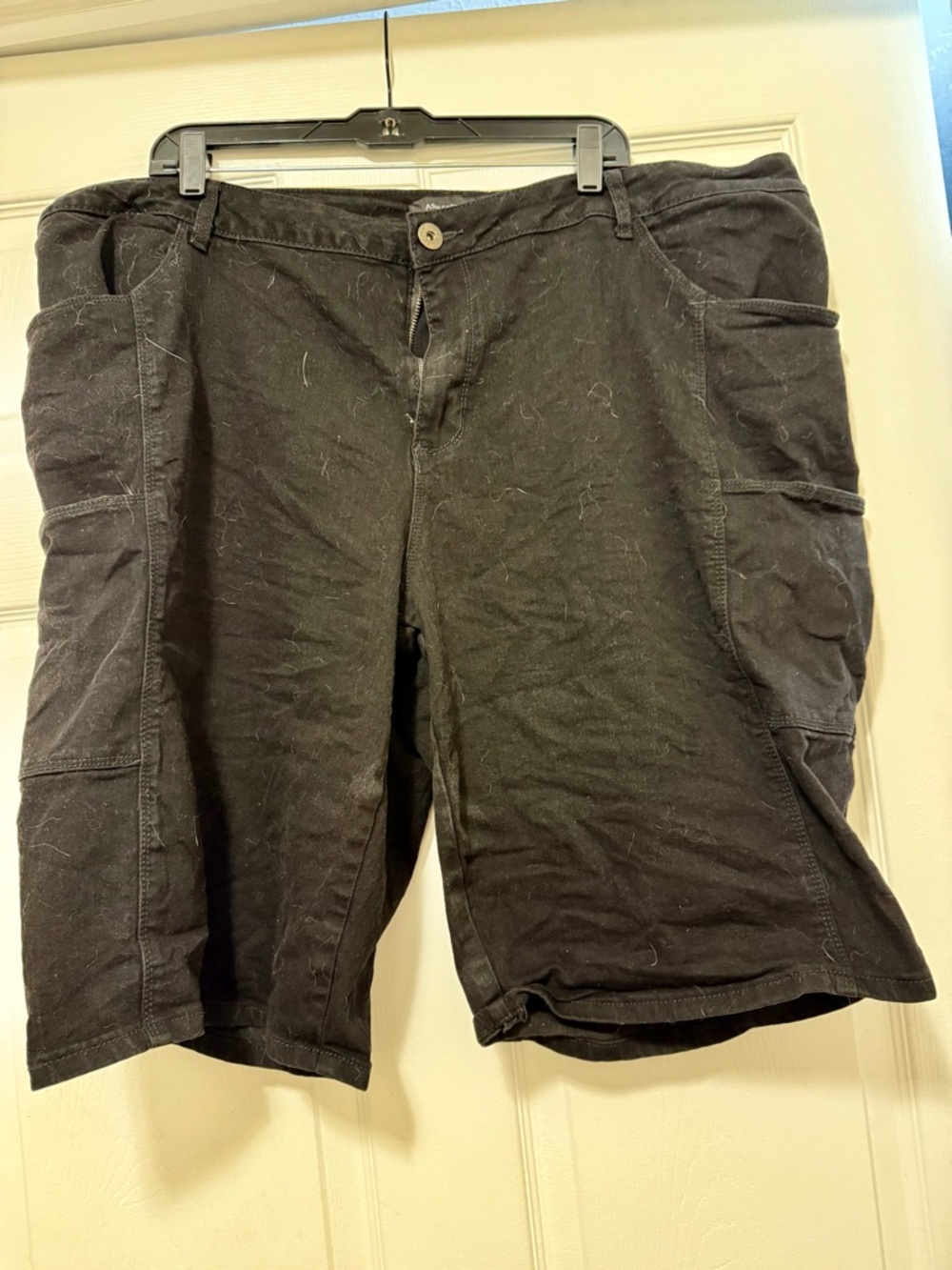 Ashley Stewart Black Cargo Shorts, size 26